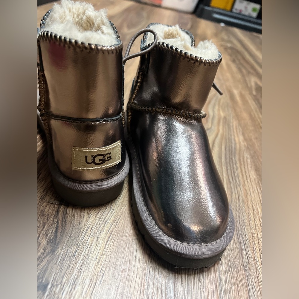 Kids boot size 29